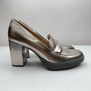 NWOT Naturalizer Women's Dabney Slip-On Lug Sole Heeled Loafer Size 8.5M